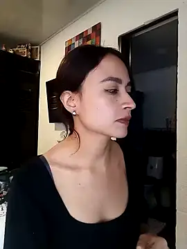 Snapshot of reme_ark23 chatting on February 7, 9:26 pm reme ark23 online show from February 7, 9:26 pm