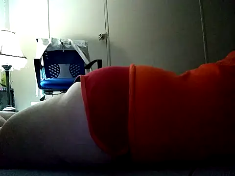 Snapshot of missthickness35_Pika chatting on November 5, 9:53 am missthickness35 Pika online show from November 5, 9:53 am