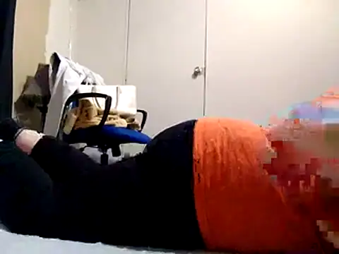 Snapshot of missthickness35_Pika chatting on November 8, 9:24 pm missthickness35 Pika online show from November 8, 9:24 pm