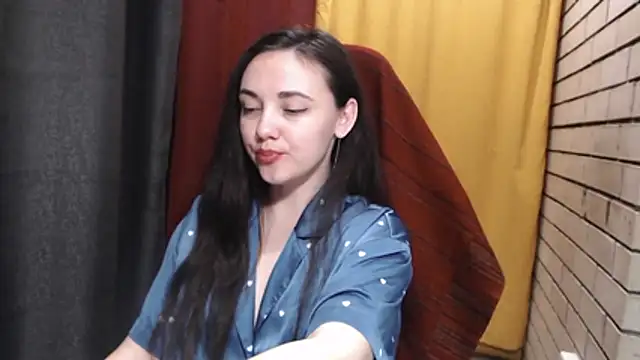 Snapshot of StacyMind chatting on April 14, 6:14 pm StacyMind online show from April 14, 6:14 pm