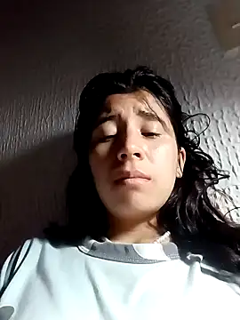 Snapshot of Yeimy_sweetf chatting on January 19, 3:18 am Yeimy sweetf online show from January 19, 3:18 am