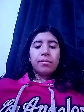 Snapshot of Yeimy_sweetf chatting on January 20, 12:25 am Yeimy sweetf online show from January 20, 12:25 am