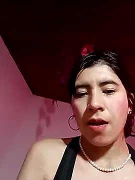 Snapshot of Yeimy_sweetf chatting on February 7, 4:35 pm Yeimy sweetf online show from February 7, 4:35 pm