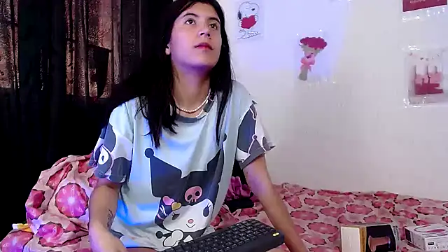 Snapshot of Yeimy_sweetf chatting on February 10, 5:30 pm Yeimy sweetf online show from February 10, 5:30 pm