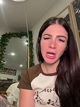 aus queen online show from May 23, 10:03 pm