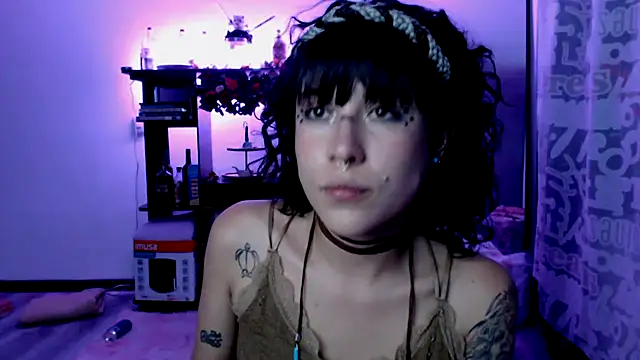 Snapshot of Hellen_dumont chatting on February 5, 12:15 am Hellen dumont online show from February 5, 12:15 am