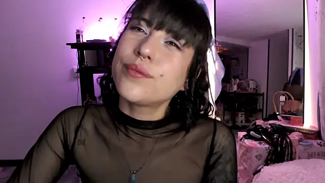 Snapshot of Hellen_dumont chatting on February 18, 1:45 am Hellen dumont online show from February 18, 1:45 am