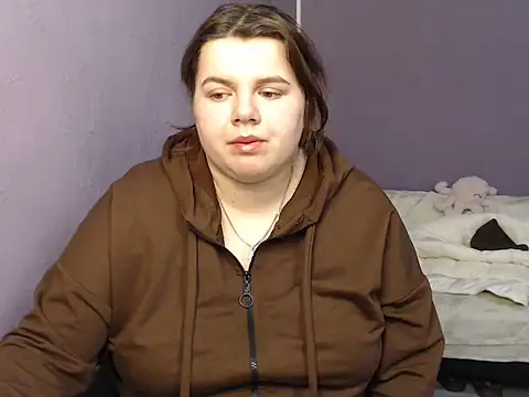 so shy online show from October 25, 6:21 am