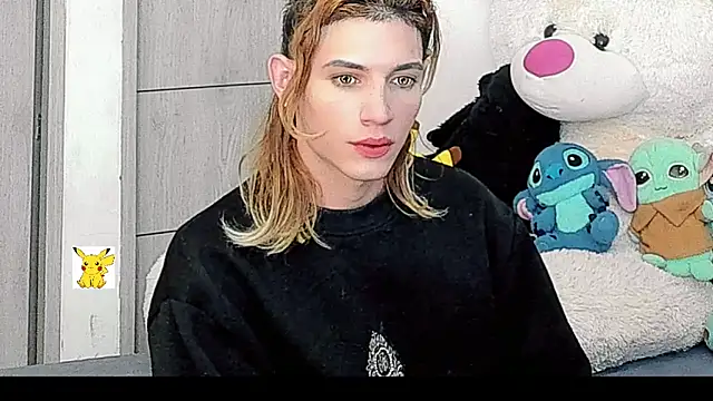 Snapshot of honey_skin chatting on January 9, 9:16 am honey skin online show from January 9, 9:16 am