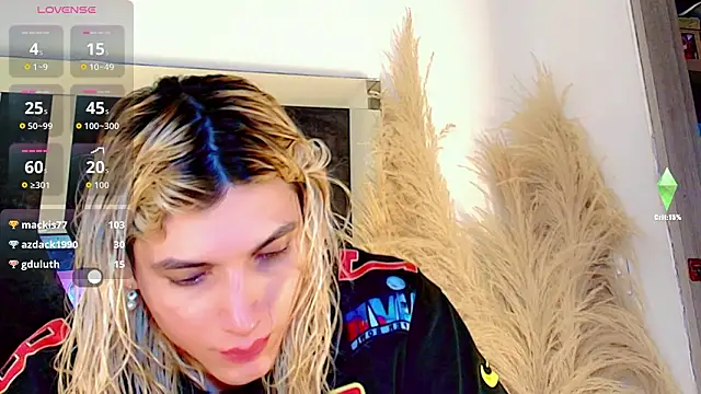 honey skin online show from February 15, 9:00 pm