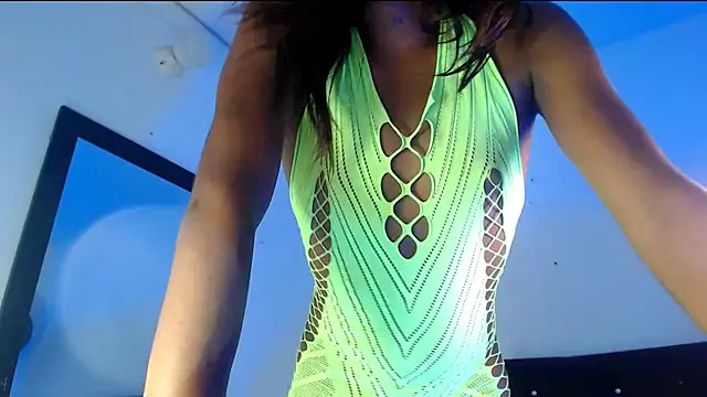 Snapshot of Orianadollx chatting on January 17, 7:27 pm Orianadollx online show from January 17, 7:27 pm