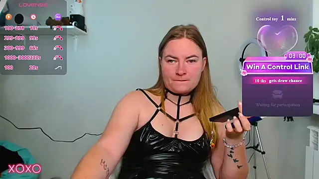 ElenaMaeer online show from July 21, 6:16 am