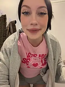 Melissa crazy online show from May 26, 4:36 pm
