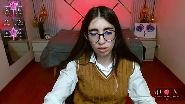 Snapshot of LenaRoses chatting on April 13, 8:14 pm LenaRoses online show from April 13, 8:14 pm