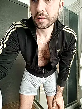 Snapshot of gilera250s chatting on December 20, 9:00 am gilera250s online show from December 20, 9:00 am