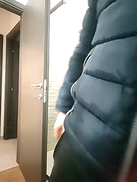 Snapshot of gilera250s chatting on January 6, 4:23 pm gilera250s online show from January 6, 4:23 pm