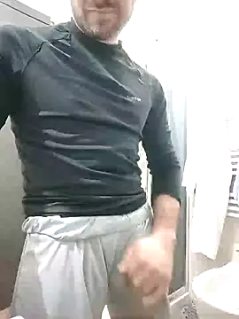 Snapshot of gilera250s chatting on January 17, 4:47 pm gilera250s online show from January 17, 4:47 pm