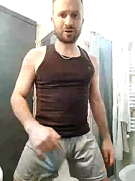 Snapshot of gilera250s chatting on January 23, 7:18 pm gilera250s online show from January 23, 7:18 pm