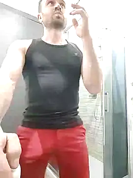 Snapshot of gilera250s chatting on March 21, 8:50 pm gilera250s online show from March 21, 8:50 pm