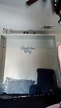 lRainbowBoy online show from February 5, 9:41 pm