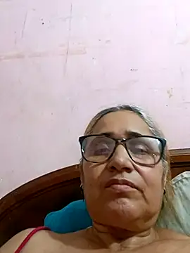  candi online show from October 20, 9:59 pm