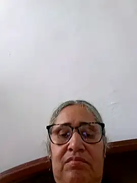 Snapshot of _candi chatting on February 14, 6:37 pm candi online show from February 14, 6:37 pm