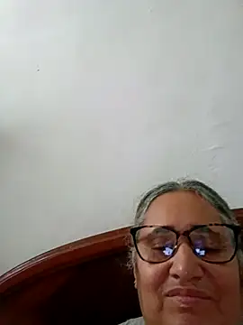 Snapshot of _candi chatting on February 16, 12:45 pm candi online show from February 16, 12:45 pm