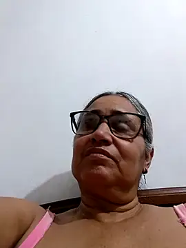 Snapshot of _candi chatting on February 20, 7:43 am candi online show from February 20, 7:43 am