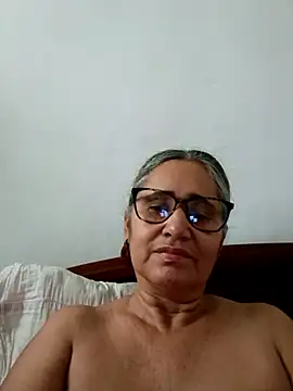 Snapshot of _candi chatting on February 28, 11:33 am candi online show from February 28, 11:33 am