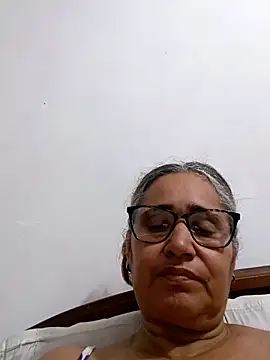  candi online show from March 7, 2:30 am