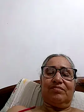  candi online show from March 28, 12:54 am