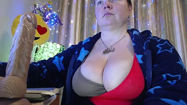 amorelara online show from March 21, 8:19 am