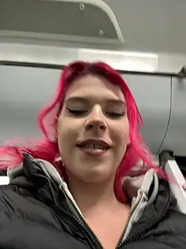 RiriRoseey online show from February 2, 8:35 am