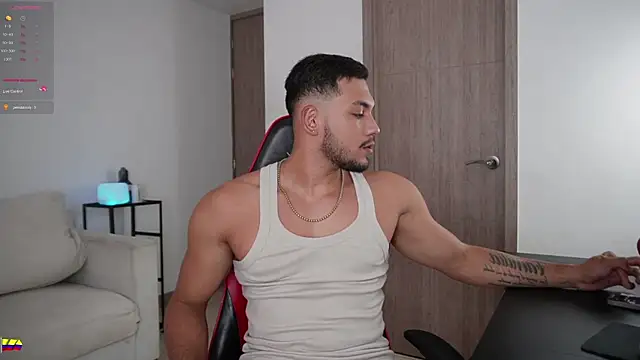 Snapshot of daniel_mejia1 chatting on February 23, 10:29 pm daniel mejia1 online show from February 23, 10:29 pm