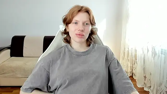 StellaDavis online show from April 1, 10:38 am