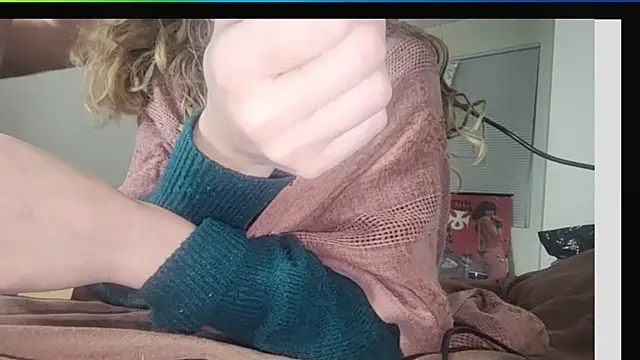 Snapshot of AriellaTaylor chatting on December 4, 12:14 pm AriellaTaylor online show from December 4, 12:14 pm