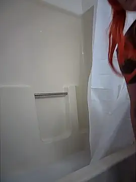 Snapshot of AriellaTaylor chatting on December 8, 4:25 am AriellaTaylor online show from December 8, 4:25 am