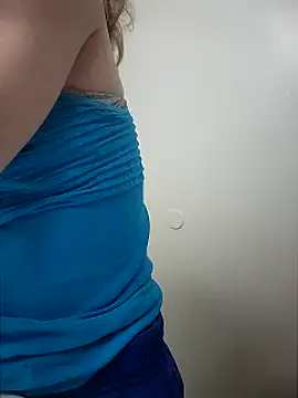 Snapshot of AriellaTaylor chatting on December 24, 3:58 pm AriellaTaylor online show from December 24, 3:58 pm