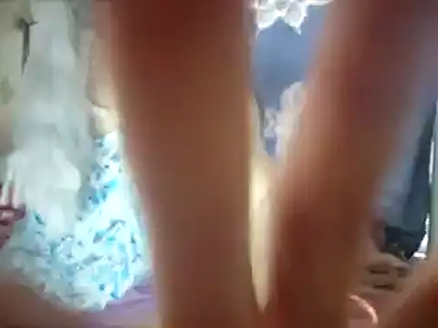 Snapshot of AriellaTaylor chatting on January 8, 3:50 pm AriellaTaylor online show from January 8, 3:50 pm