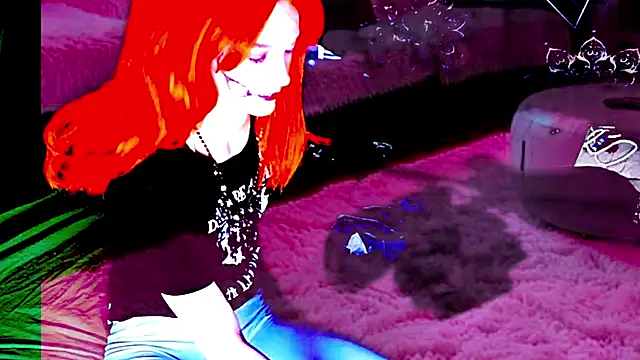 Snapshot of AriellaTaylor chatting on March 10, 4:35 pm AriellaTaylor online show from March 10, 4:35 pm