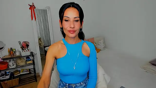 Snapshot of Blackeyeslady chatting on May 16, 7:23 pm Blackeyeslady online show from May 16, 7:23 pm