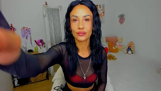 Snapshot of Blackeyeslady chatting on June 17, 4:41 pm Blackeyeslady online show from June 17, 4:41 pm