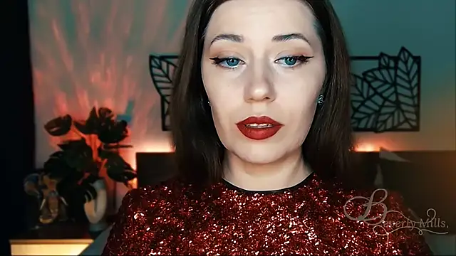 MissBeverlyMills online show from January 26, 5:55 pm