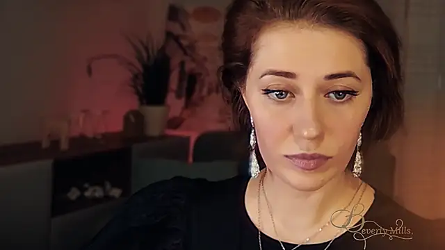 MissBeverlyMills online show from January 18, 7:39 pm