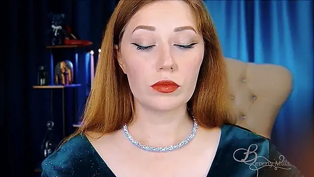 MissBeverlyMills online show from July 19, 9:13 am