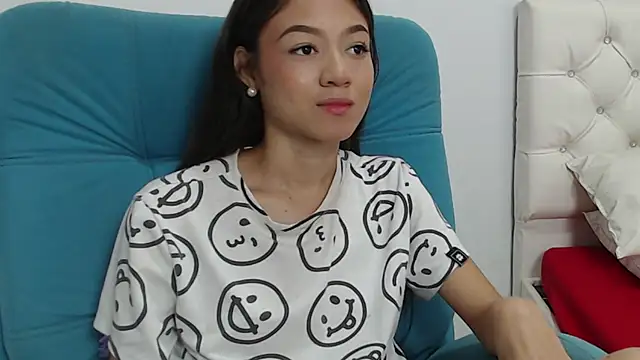 Snapshot of hantonella_ chatting on December 27, 3:04 pm hantonella  online show from December 27, 3:04 pm