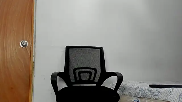 andrew rose  online show from April 14, 6:25 pm