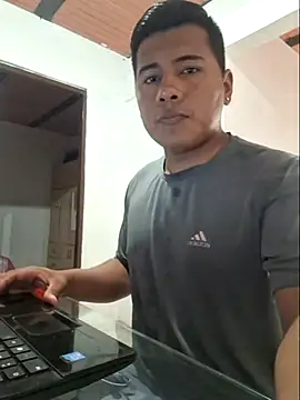 Snapshot of Willner08 chatting on March 3, 9:48 pm Willner08 online show from March 3, 9:48 pm