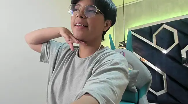 Emmapark  online show from February 4, 6:38 pm