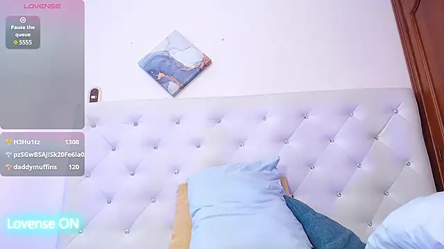 hanna danger19 online show from March 7, 6:43 pm